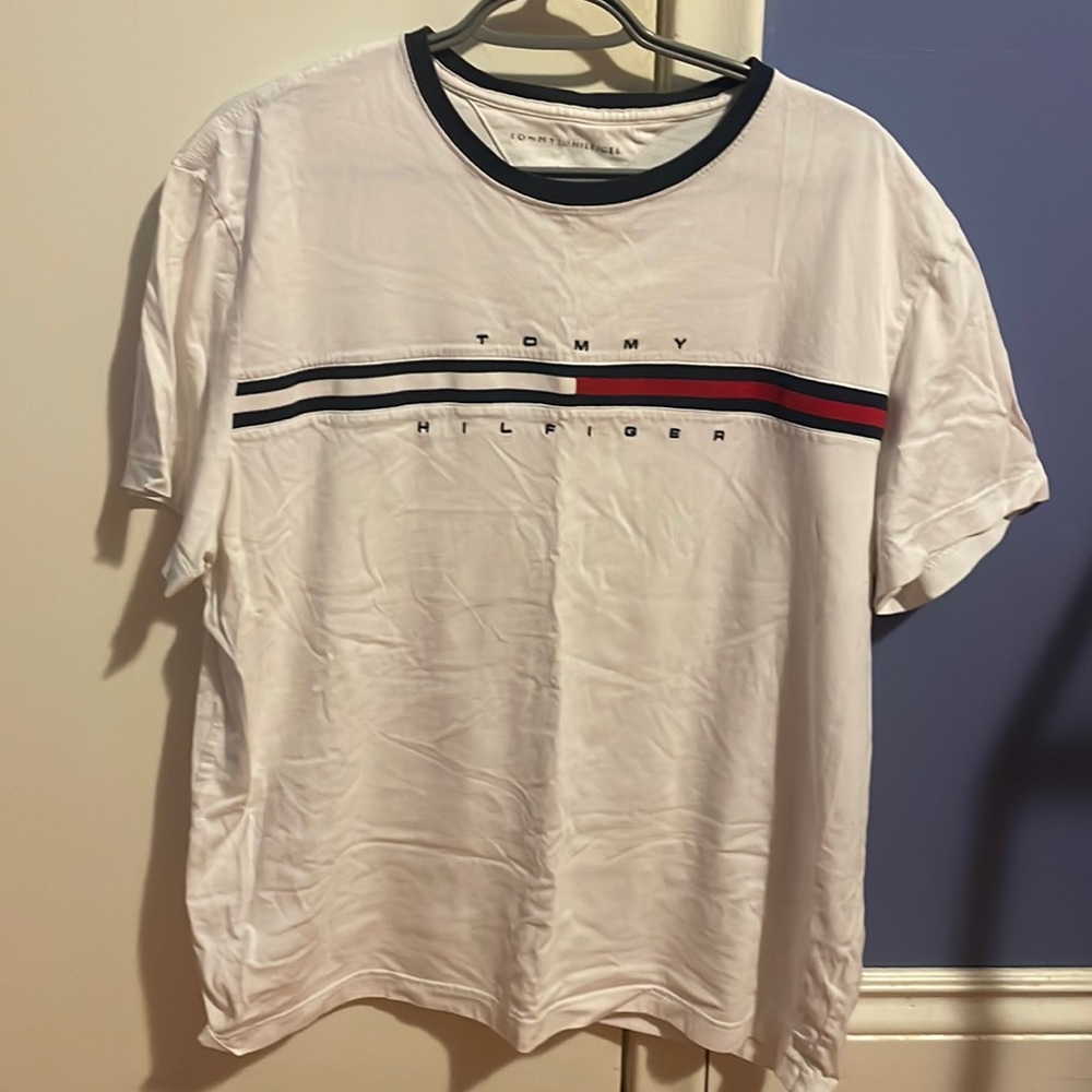 Tommy Hilfiger tee size XL
